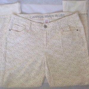 Canyon River Blues Flower Jeans Slim Fit